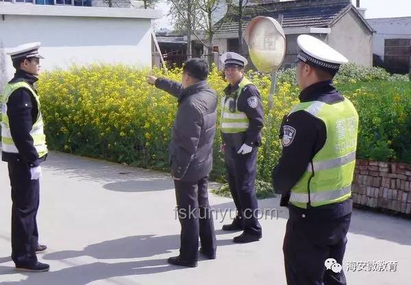 1米97小伙协助警察拦截逃窜男子：高效协作方案
